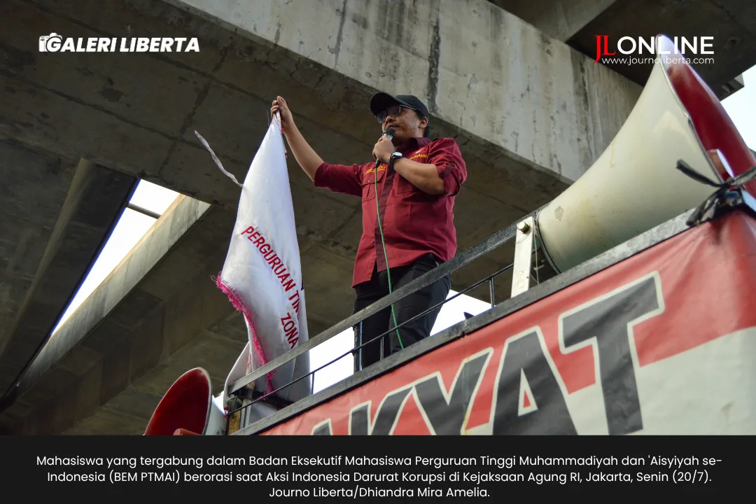 Foto: Aksi #IndonesiaDaruratKorupsi, BEM PTMAI Desak Tegakkan Hukum Secara Adil 8