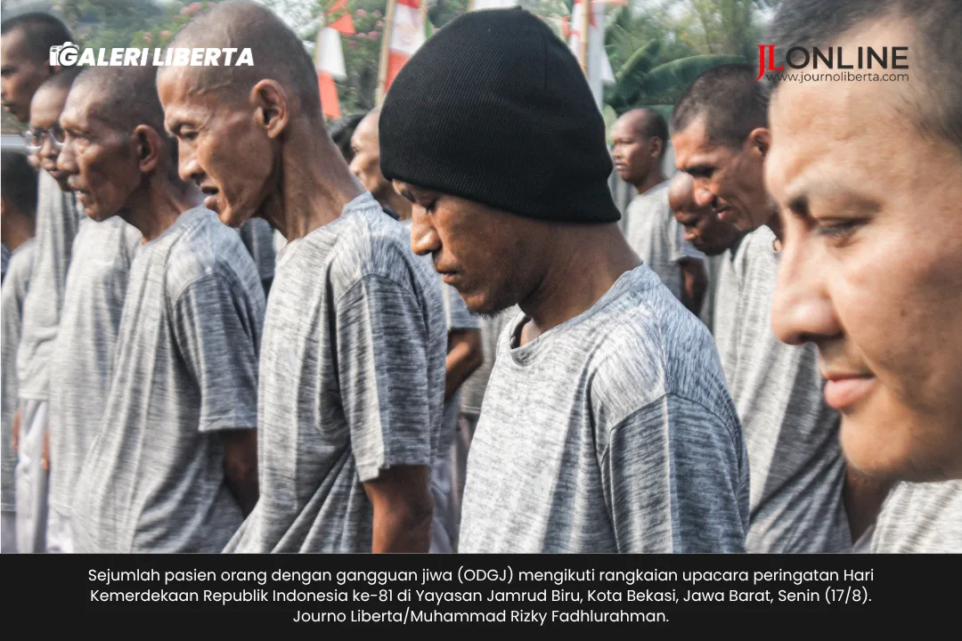 Foto: 85 ODGJ Ikut Serta Upacara HUT RI ke-81 di Yayasan Jamrud Biru 6 Foto: 85 ODGJ Ikut Serta Upacara HUT RI ke-81 di Yayasan Jamrud Biru 5