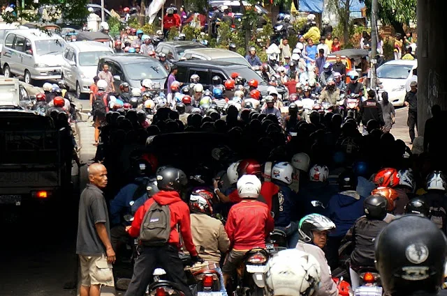 Macet di terowongan Manggarai, Imbas Pembangunan Terminal