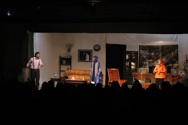 Drama Kehidupan Tuan Tabrin