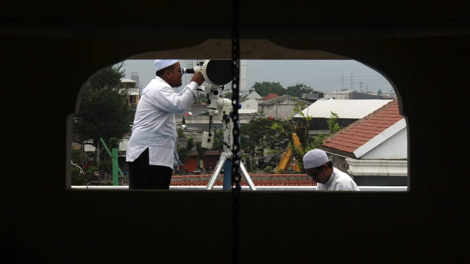 Pemantauan Hilal di Masjid Al-Musyari'in